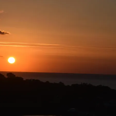 شقة Sunrise Blaxy By Alice - Wonderful Sea View 10th Floor أوليمبْ